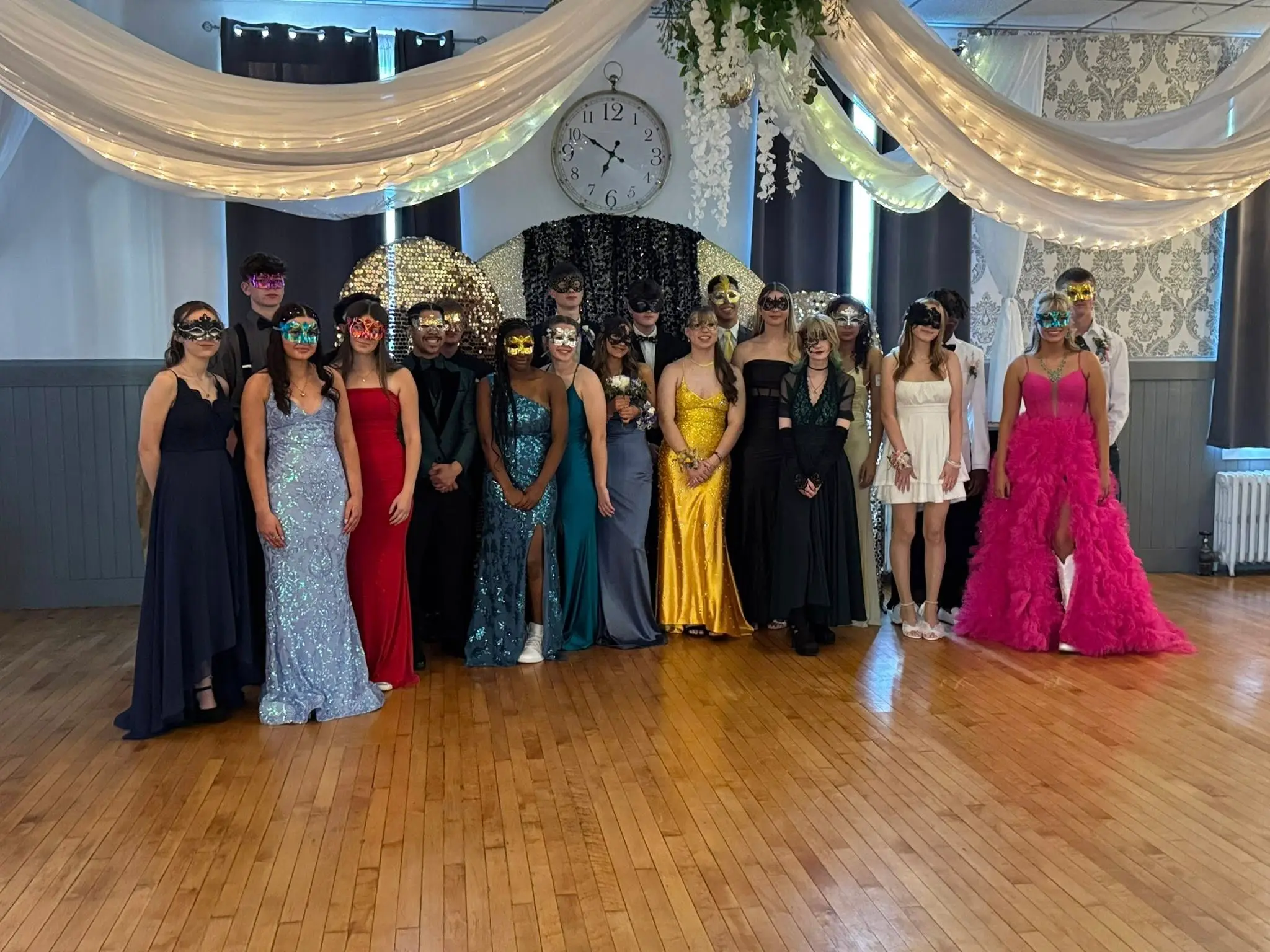 HPCA high school students in formal wear at the 2025 prom